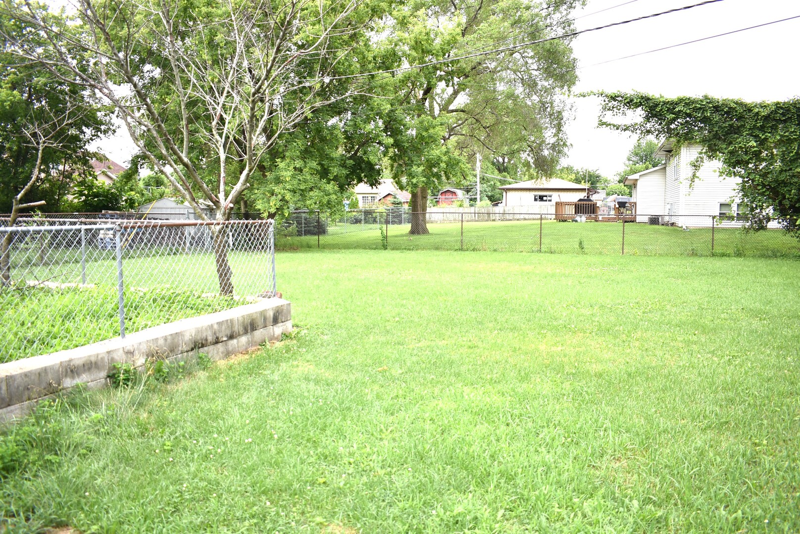 388 Elmhurst Street, Wood Dale, IL 60191