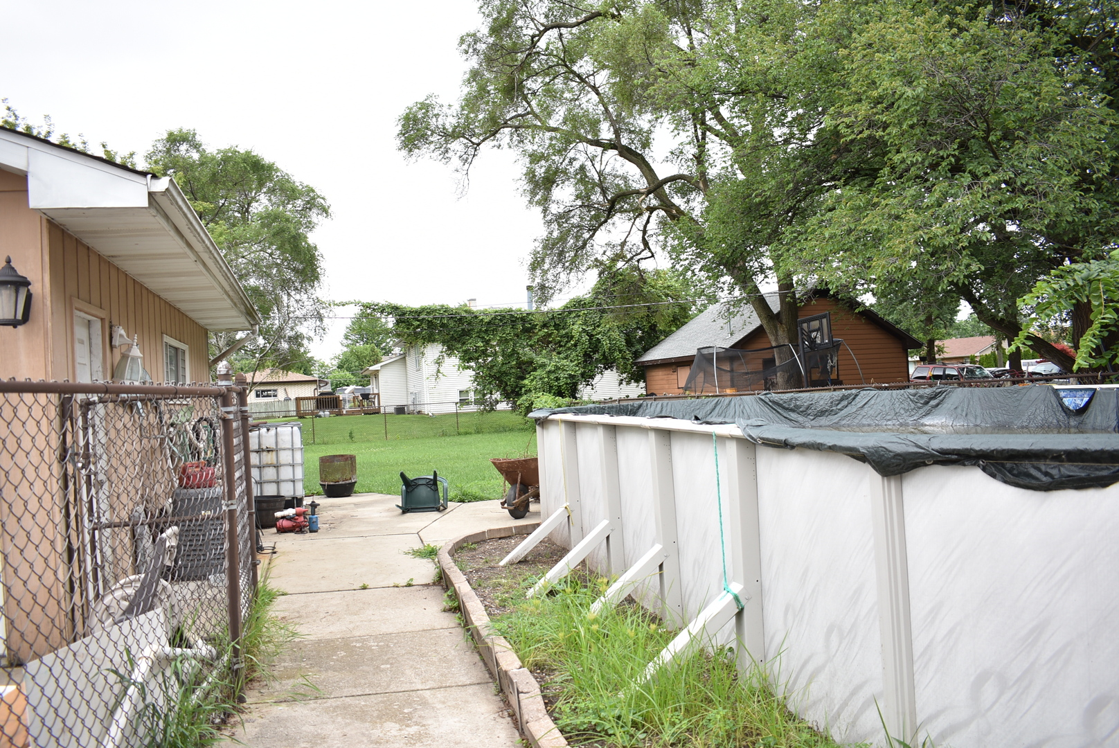 388 Elmhurst Street, Wood Dale, IL 60191