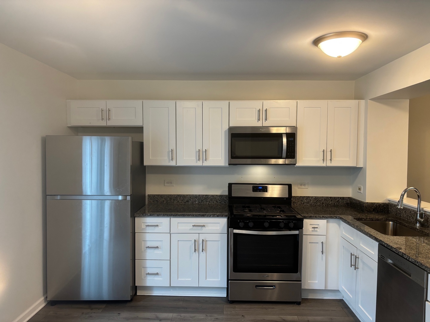 59 S Treehouse Lane #59, Round Lake, IL 60073