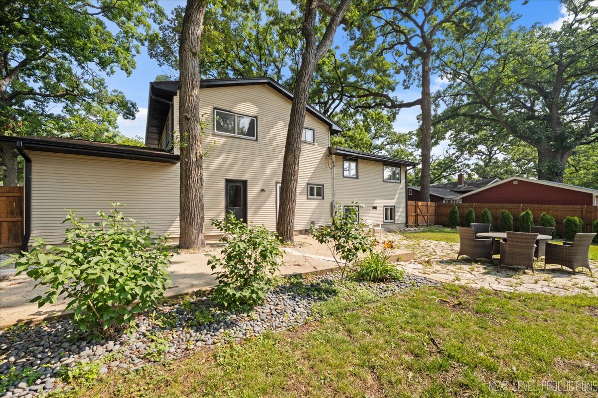1007 Rolling Drive, Lisle, IL 60532