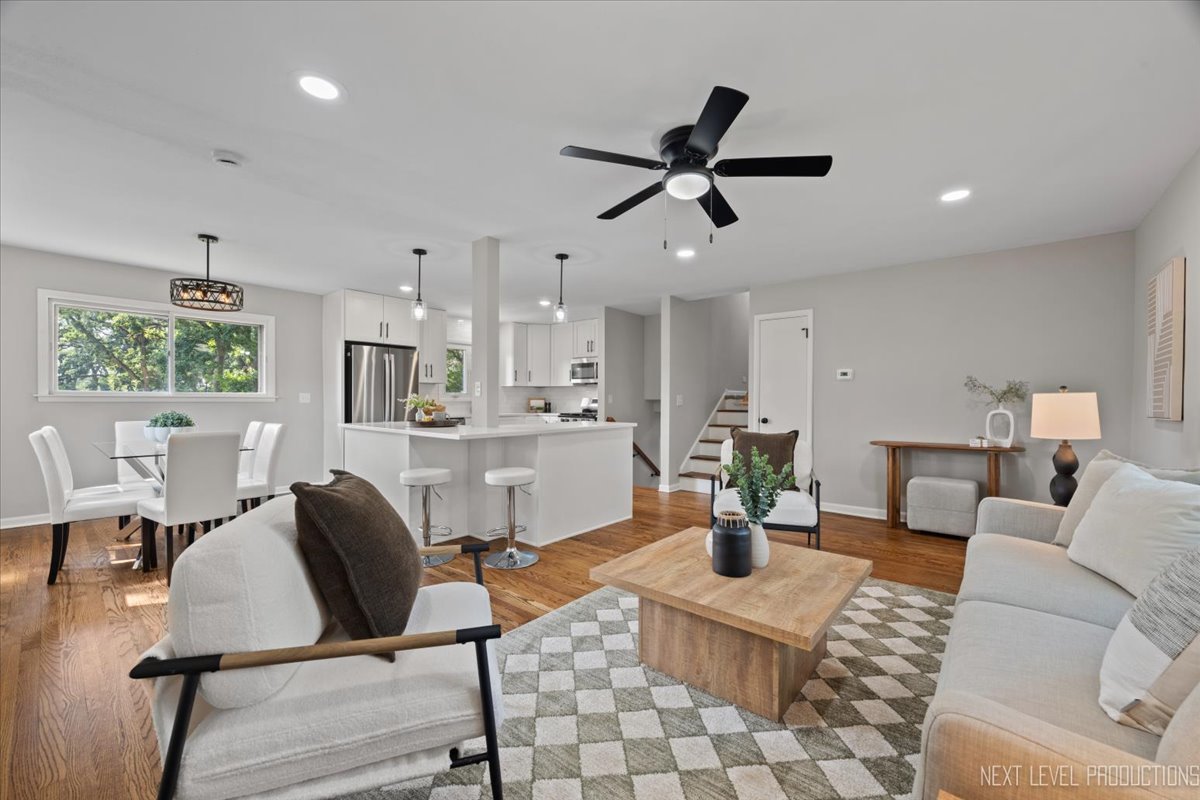 1007 Rolling Drive, Lisle, IL 60532