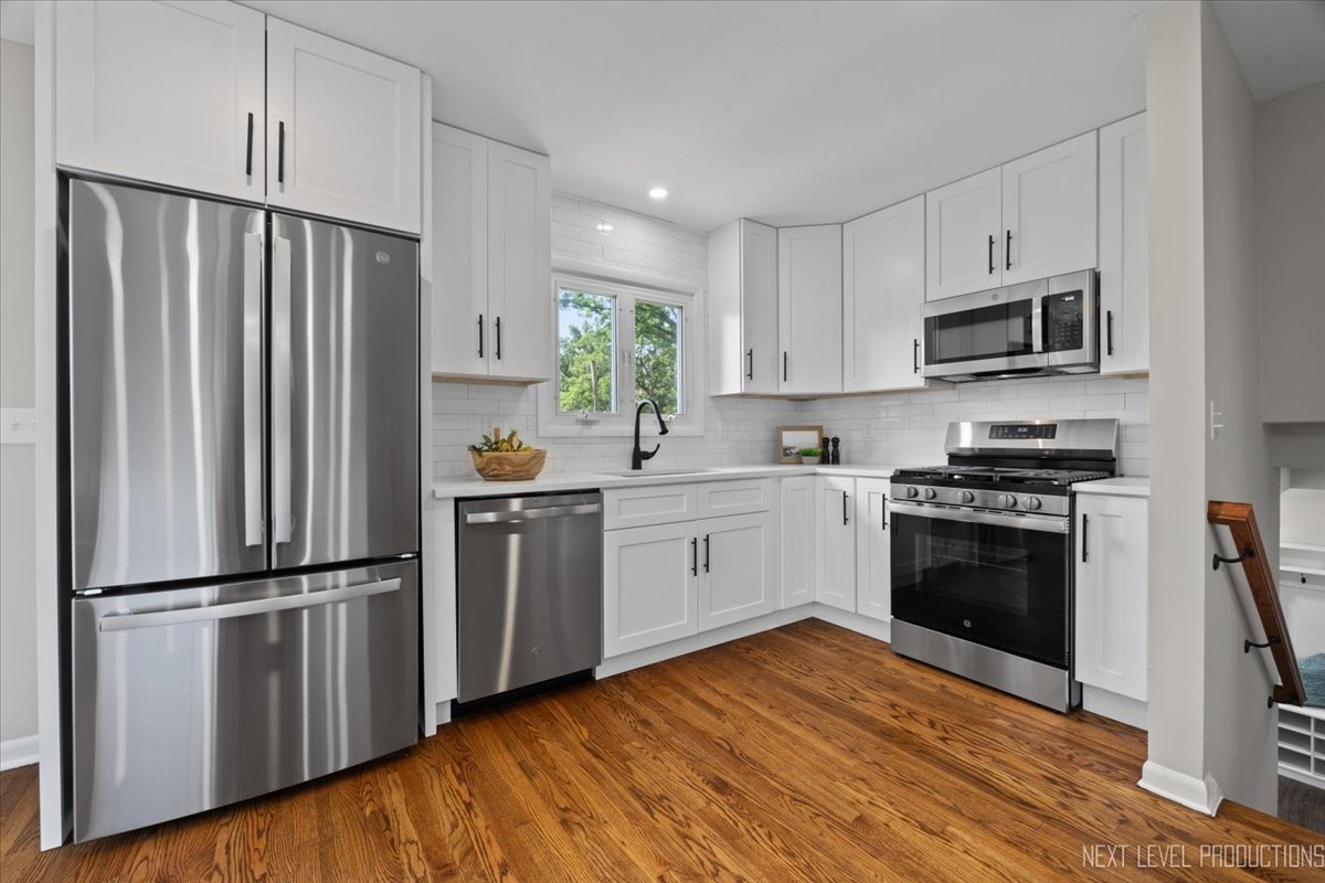 1007 Rolling Drive, Lisle, IL 60532