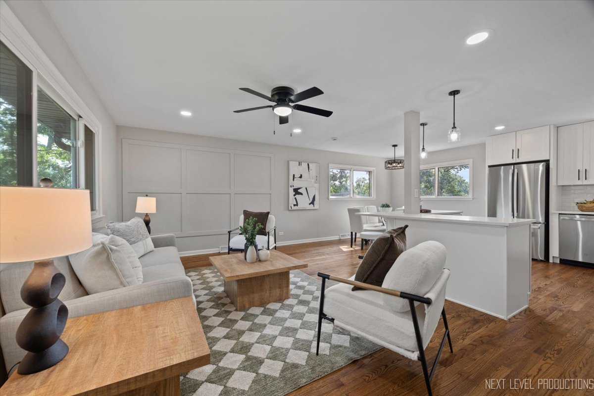 1007 Rolling Drive, Lisle, IL 60532