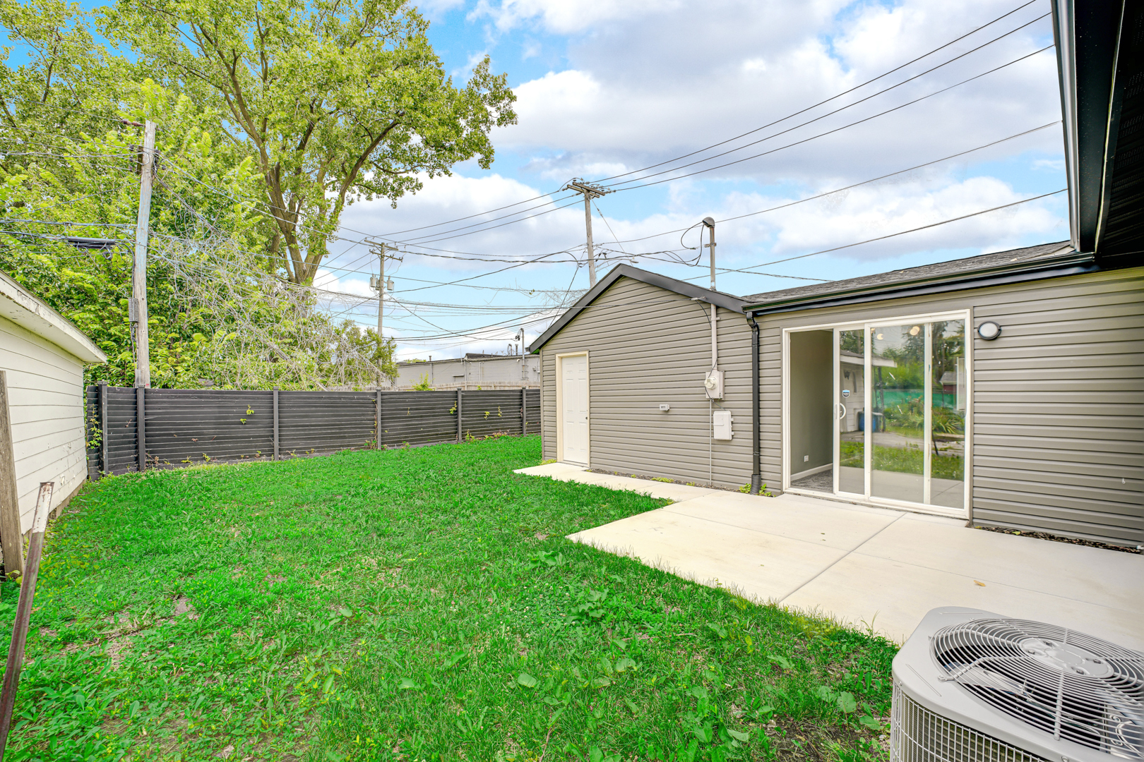 3208 Enterprise Park Avenue, South Chicago Heights, IL 60411
