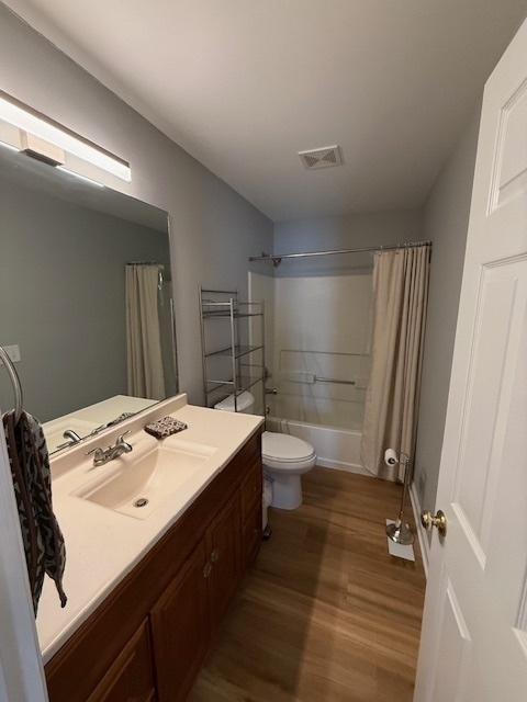 599 N Emerson Lane, Hainesville, IL 60030