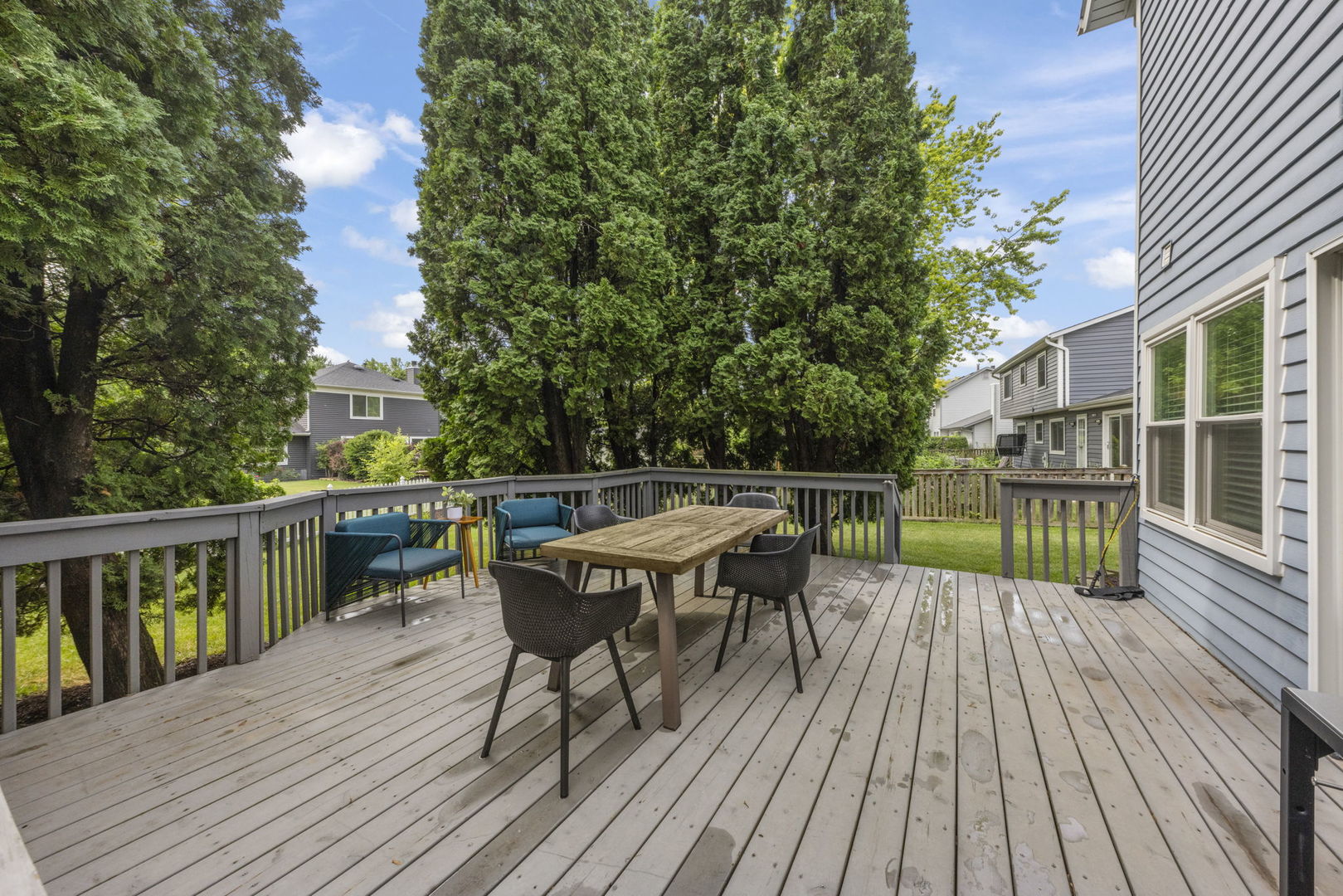 1420 Westglen Drive, Naperville, IL 60565