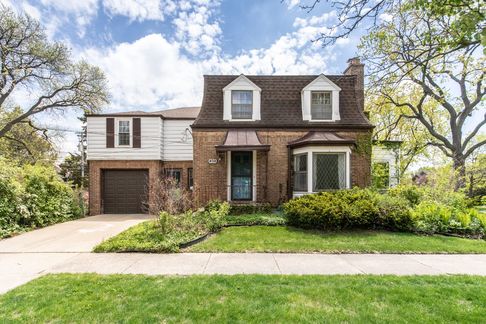 1021 Cleveland Avenue, Park Ridge, IL 60068