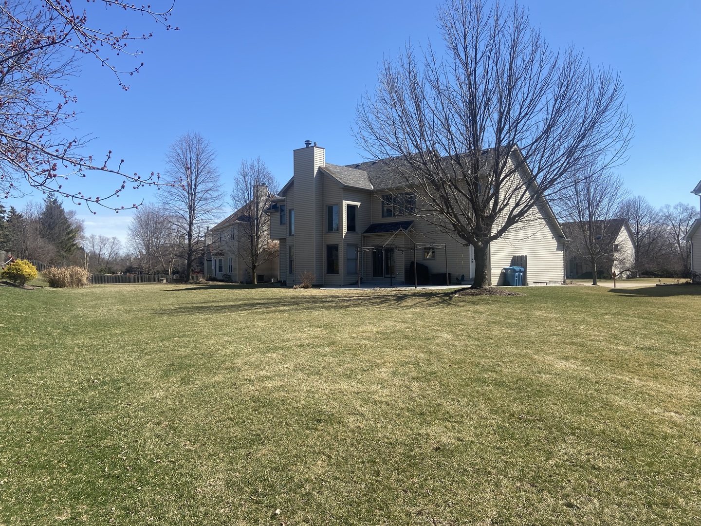 720 Kendridge Court, Aurora, IL 60502