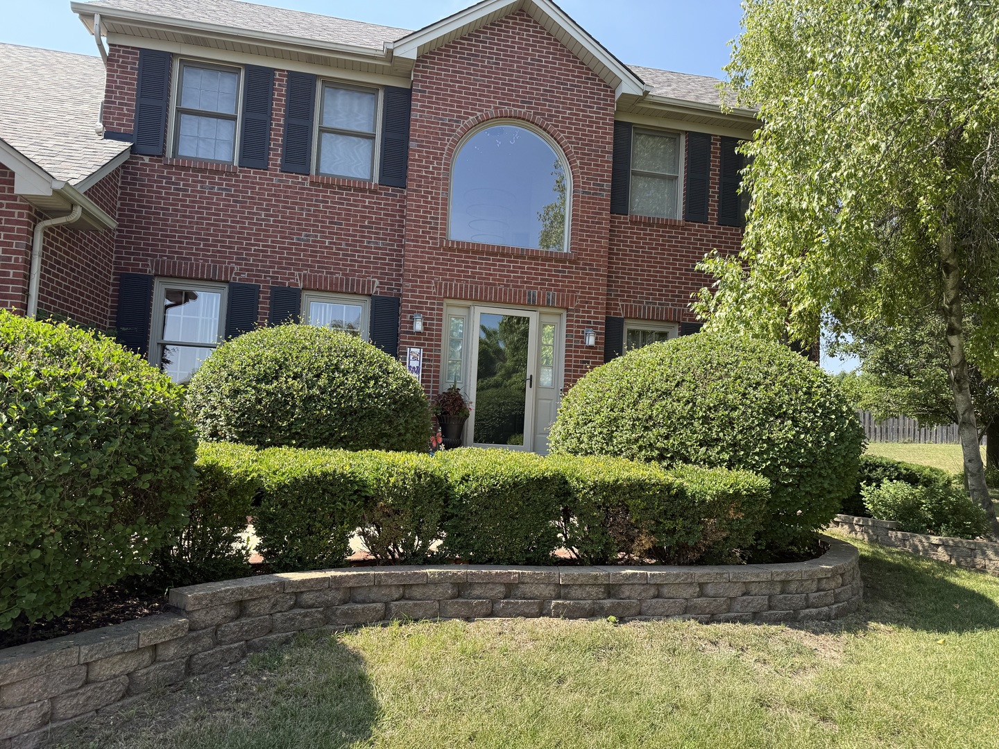 720 Kendridge Court, Aurora, IL 60502