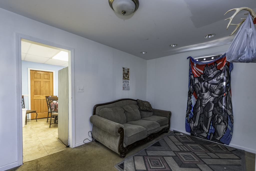 434 S Jackson Street, Waukegan, IL 60085