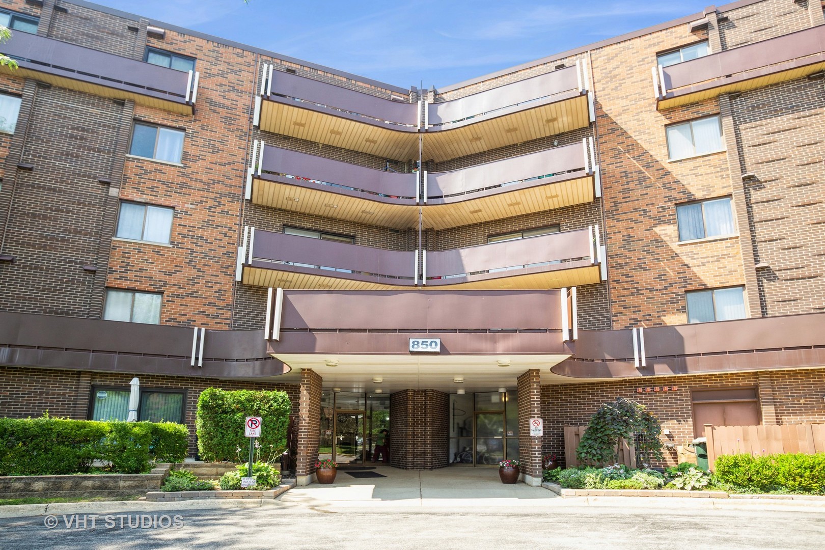 850 Wellington Avenue #310, Elk Grove Village, IL 60007
