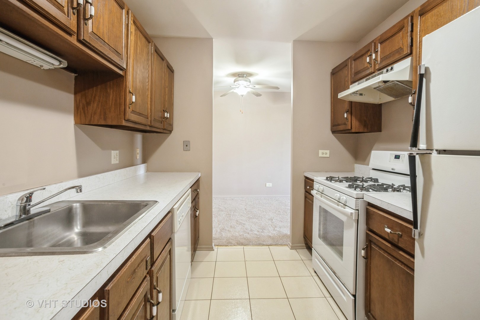850 Wellington Avenue #310, Elk Grove Village, IL 60007