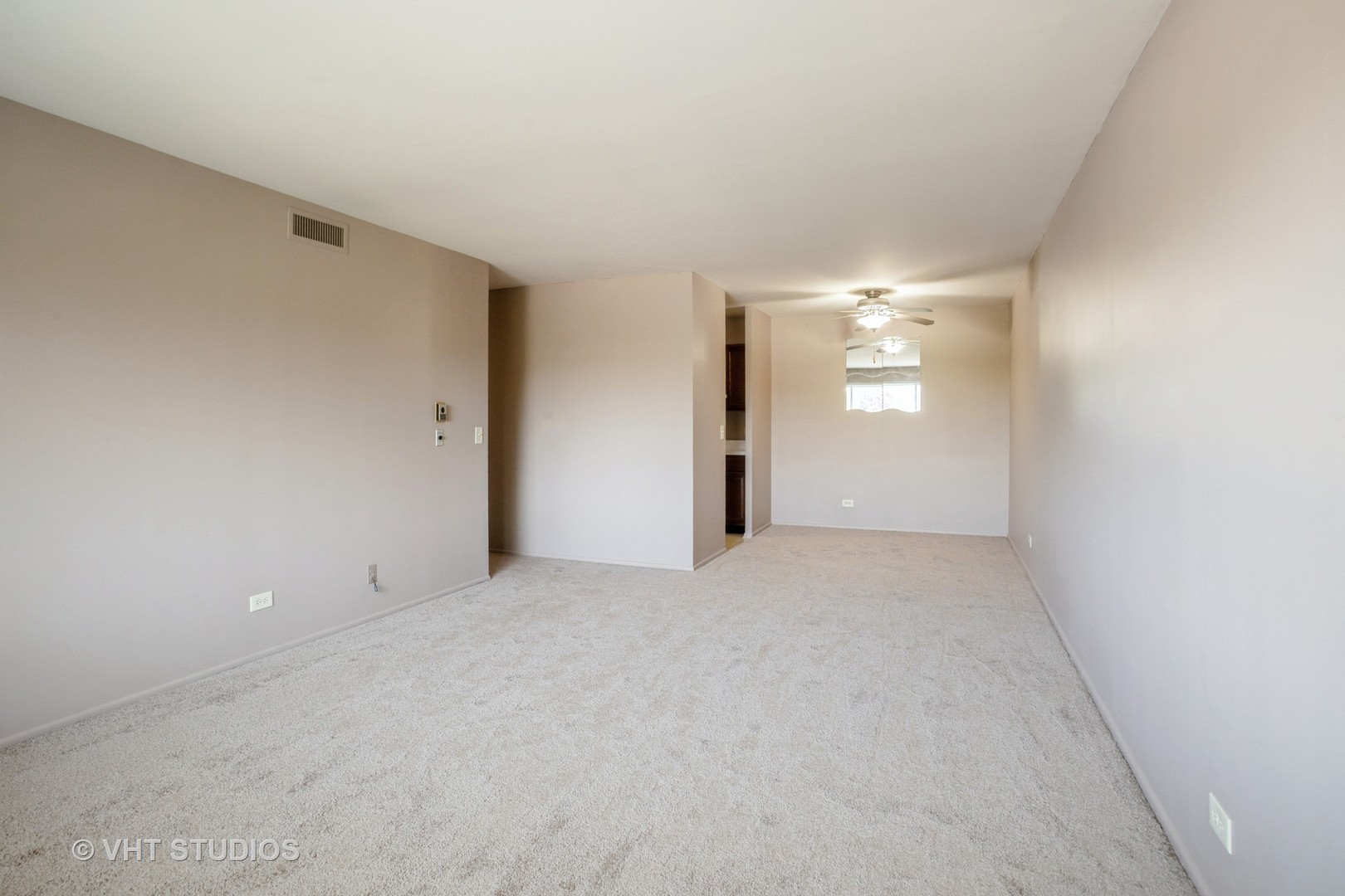 850 Wellington Avenue #310, Elk Grove Village, IL 60007