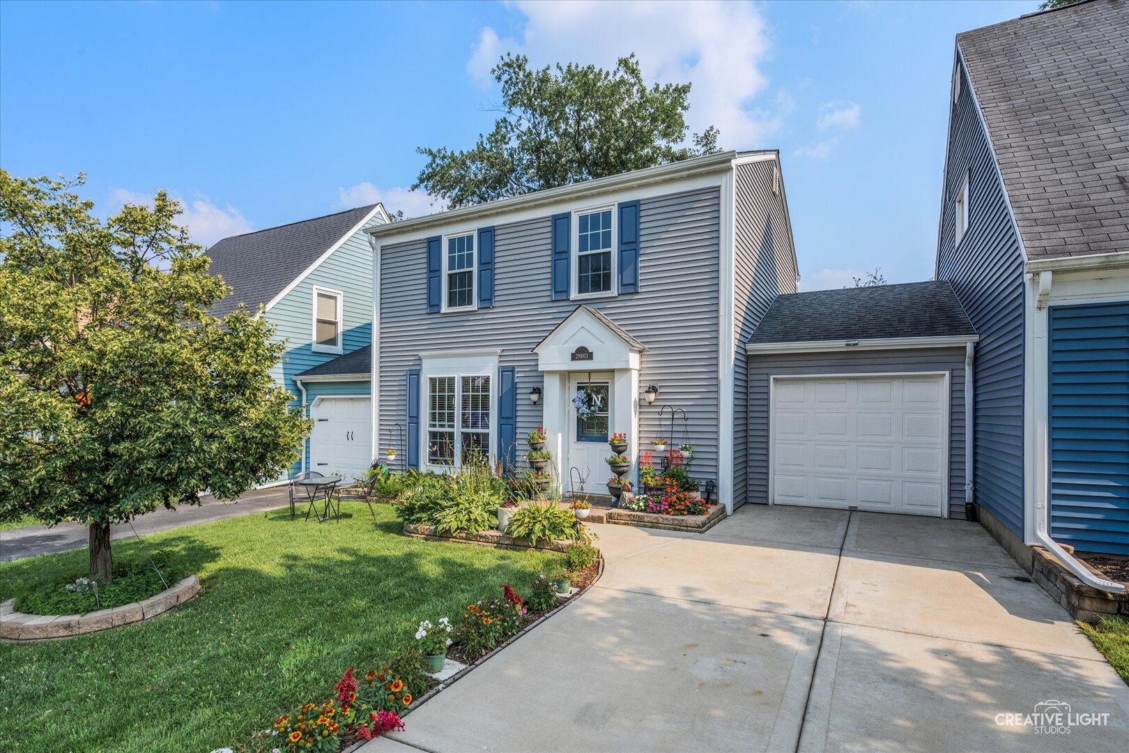 29W413 Greenbriar Lane, Warrenville, IL 60555