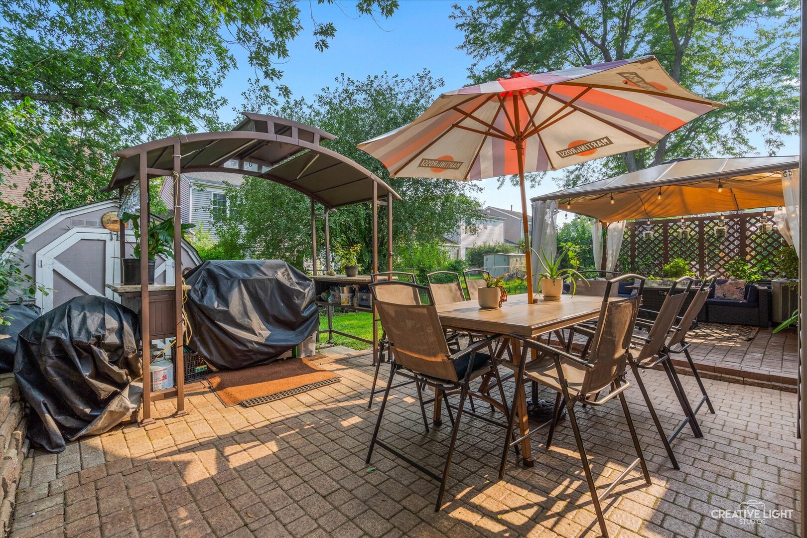 29W413 Greenbriar Lane, Warrenville, IL 60555