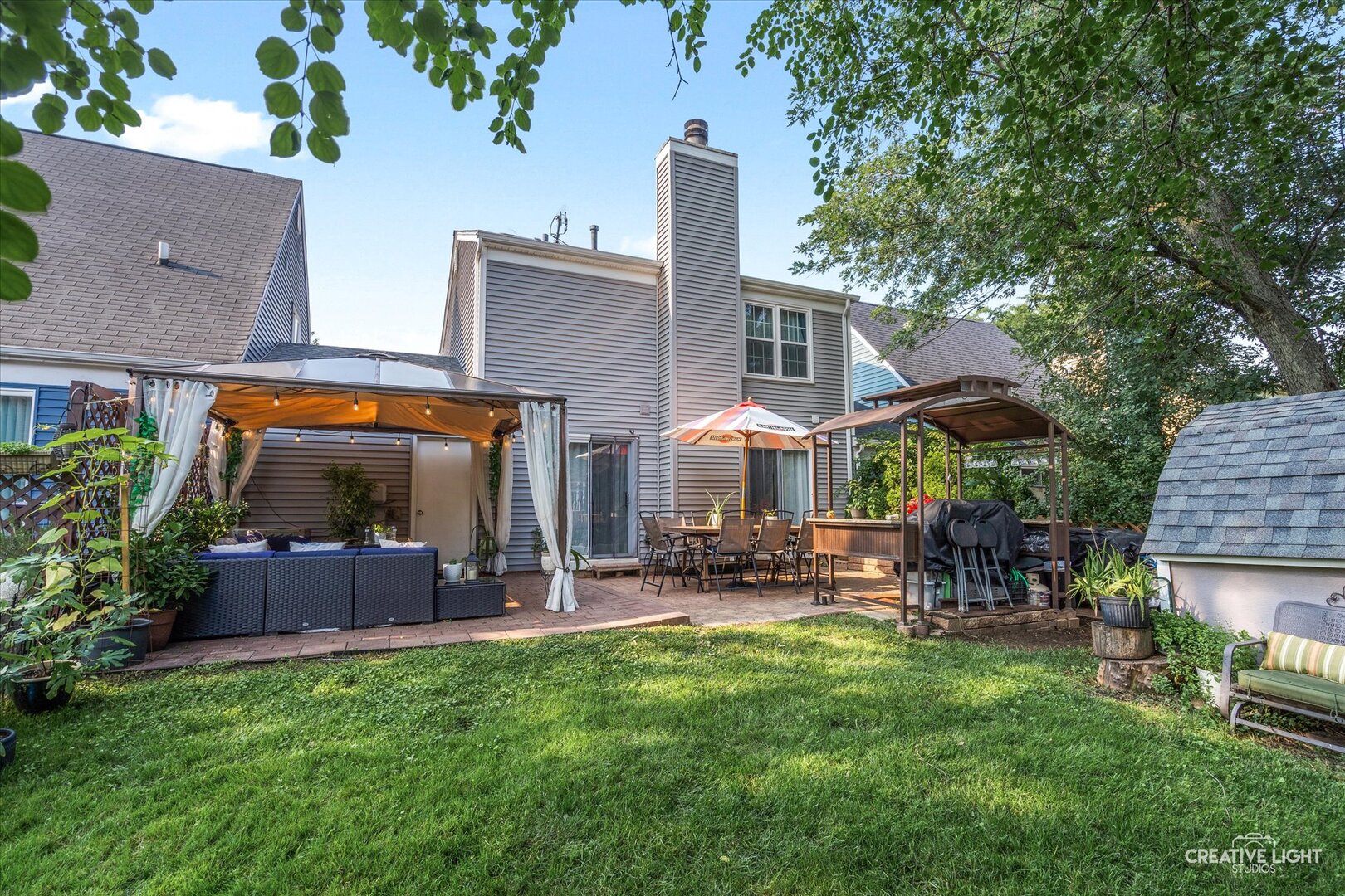 29W413 Greenbriar Lane, Warrenville, IL 60555