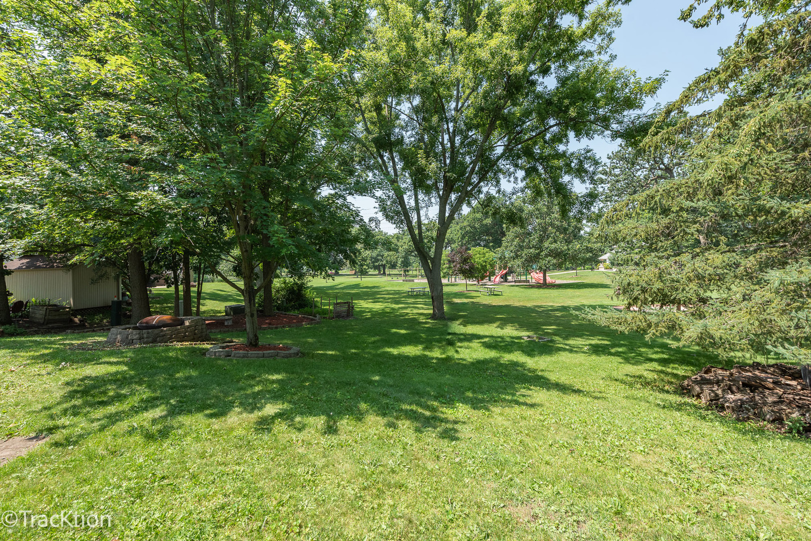 7004 Roberts Drive, Woodridge, IL 60517