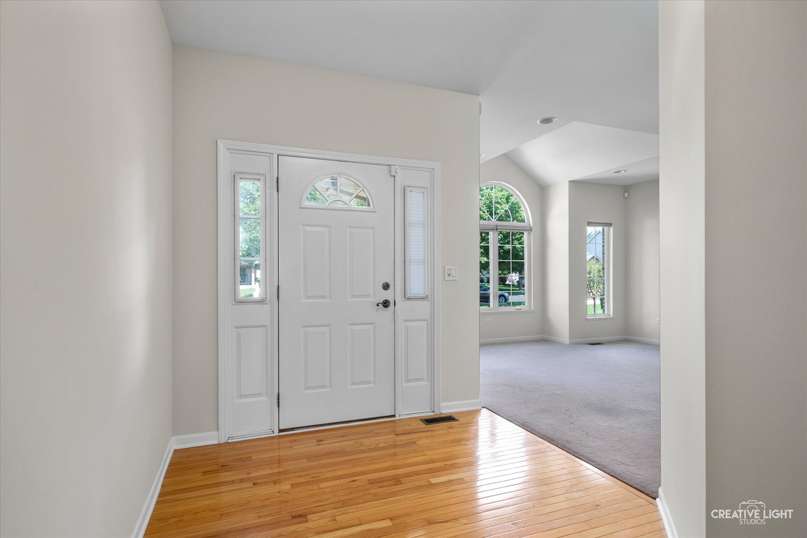 25301 Sunderlin Road, Plainfield, IL 60585
