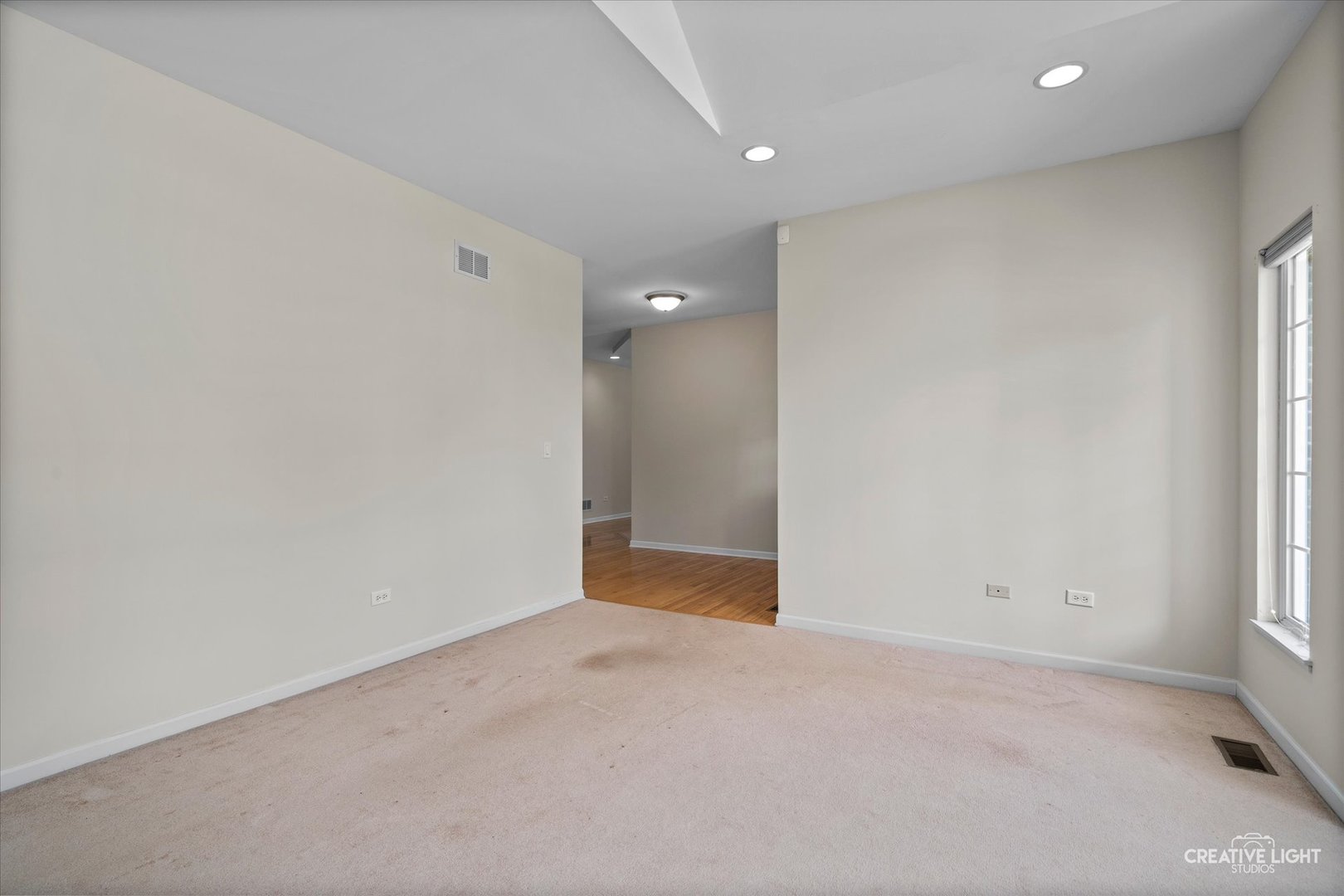 25301 Sunderlin Road, Plainfield, IL 60585