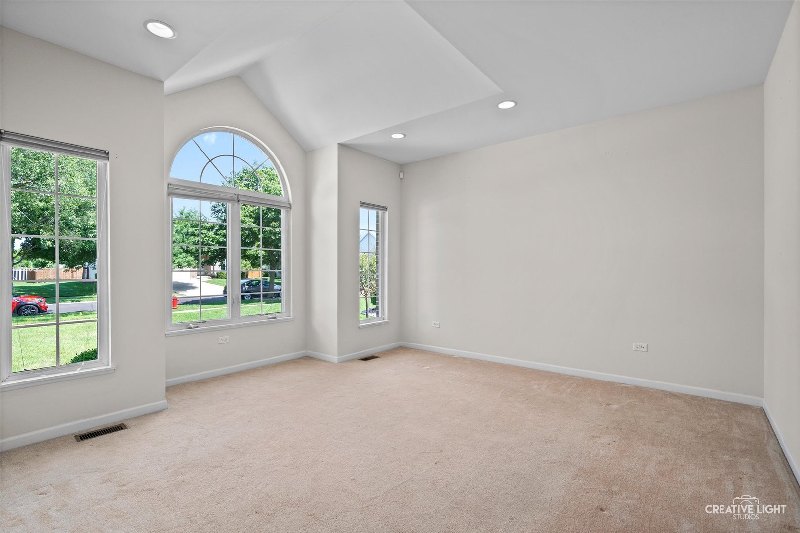 25301 Sunderlin Road, Plainfield, IL 60585
