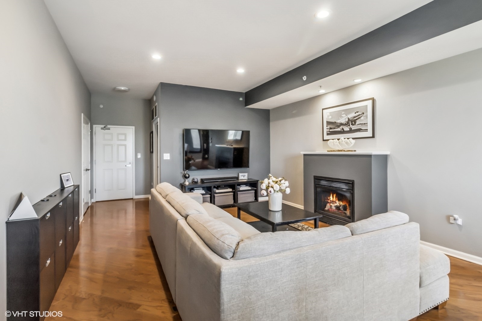 77 N Quentin Road #401, Palatine, IL 60067