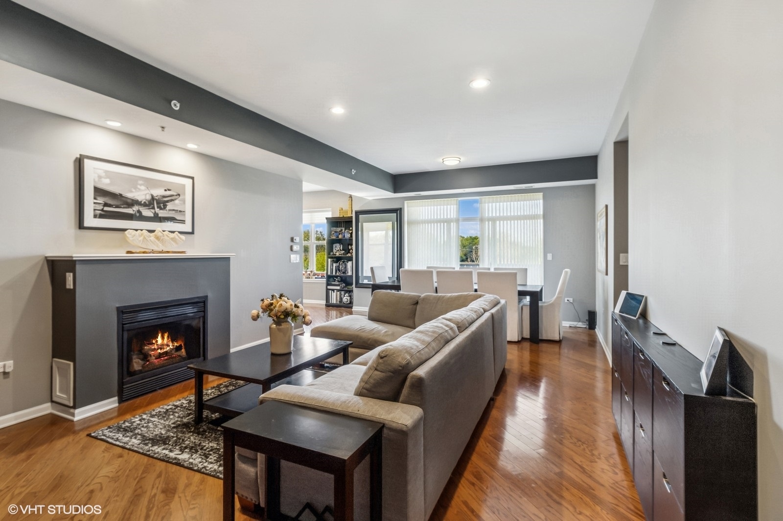 77 N Quentin Road #401, Palatine, IL 60067
