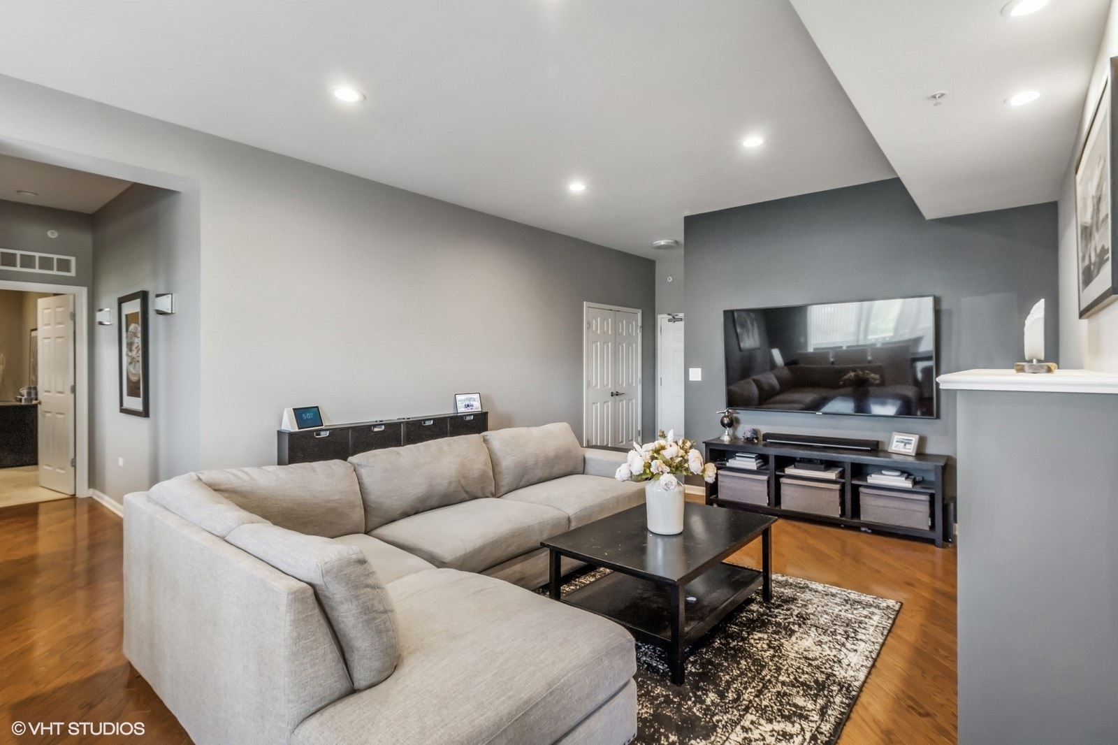 77 N Quentin Road #401, Palatine, IL 60067