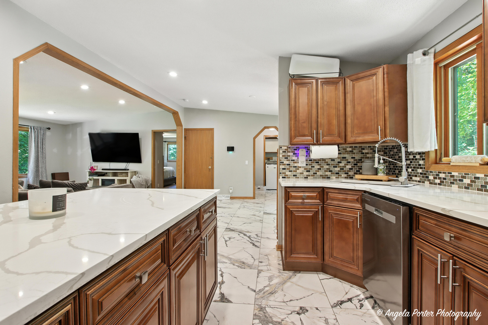 3214 Edgewood Drive, Wonder Lake, IL 60097