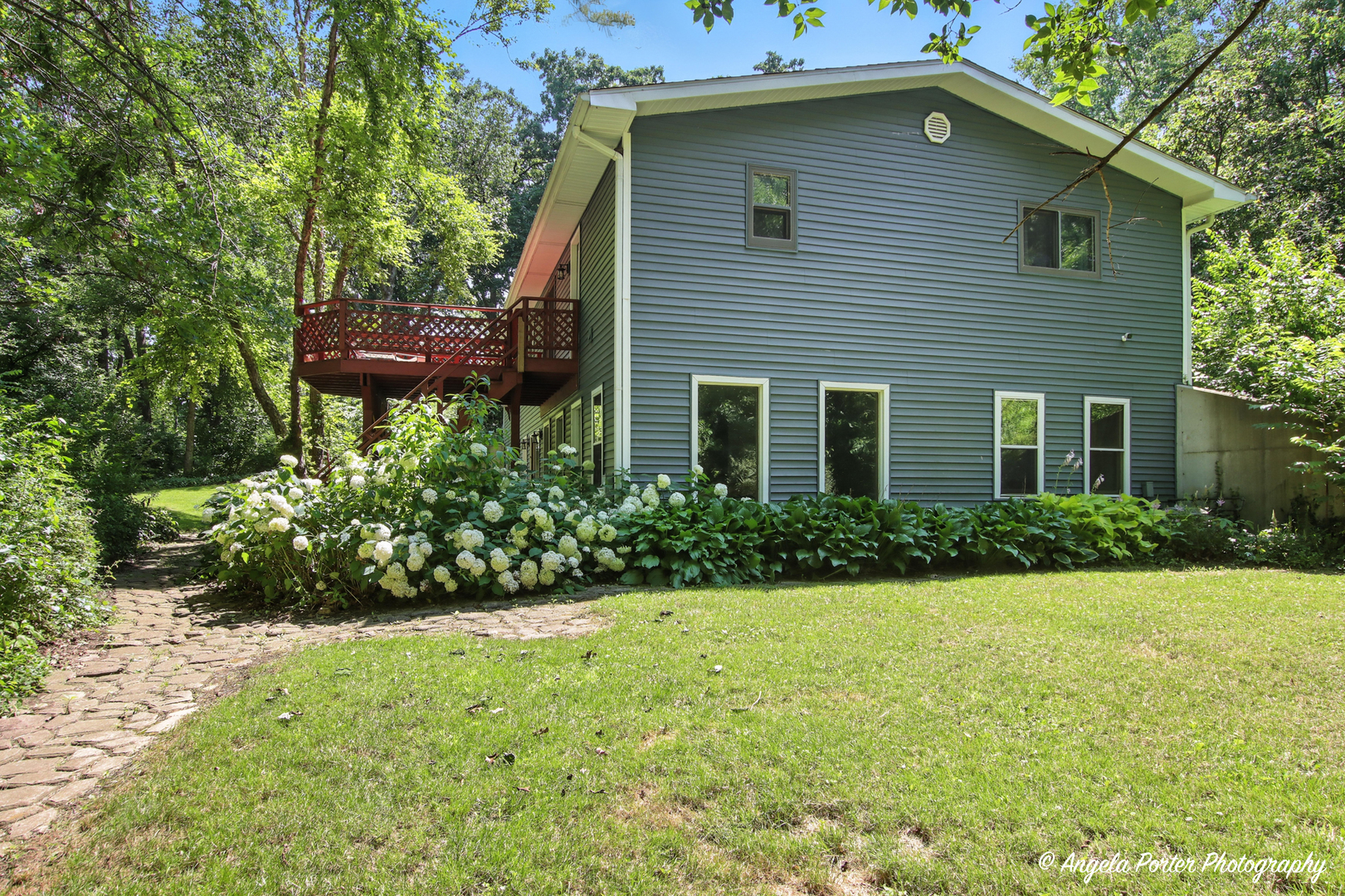 3214 Edgewood Drive, Wonder Lake, IL 60097