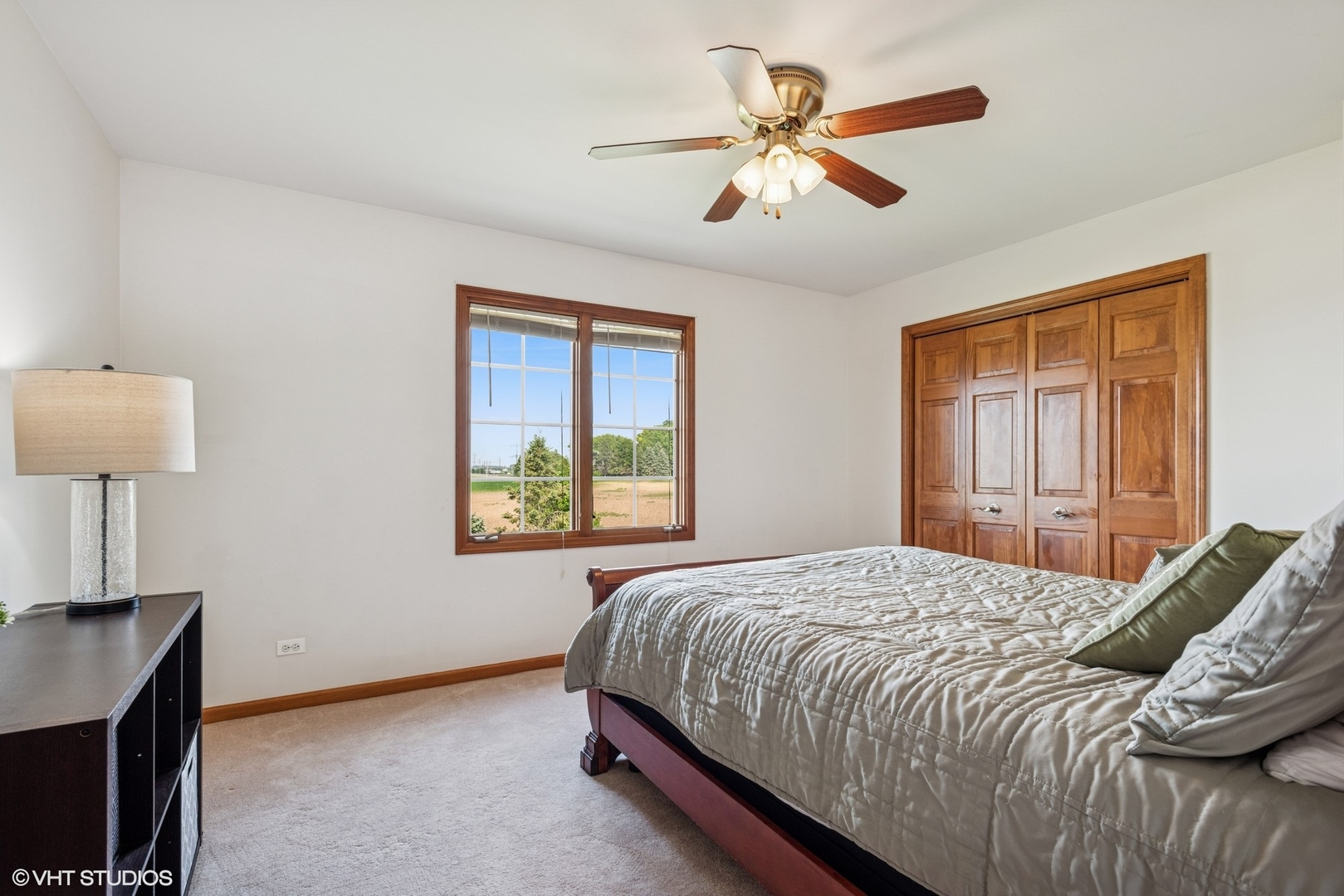 1042 Oak Street, Sugar Grove, IL 60554