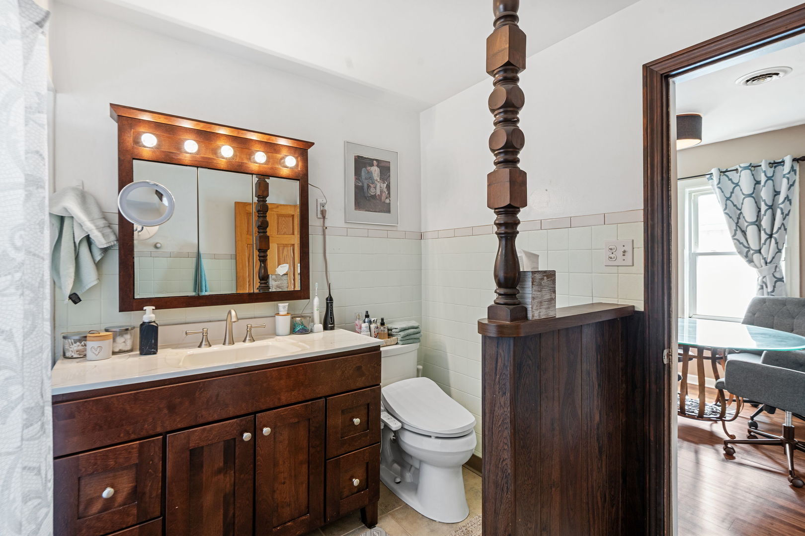 5740 W 87th Place, Oak Lawn, IL 60453