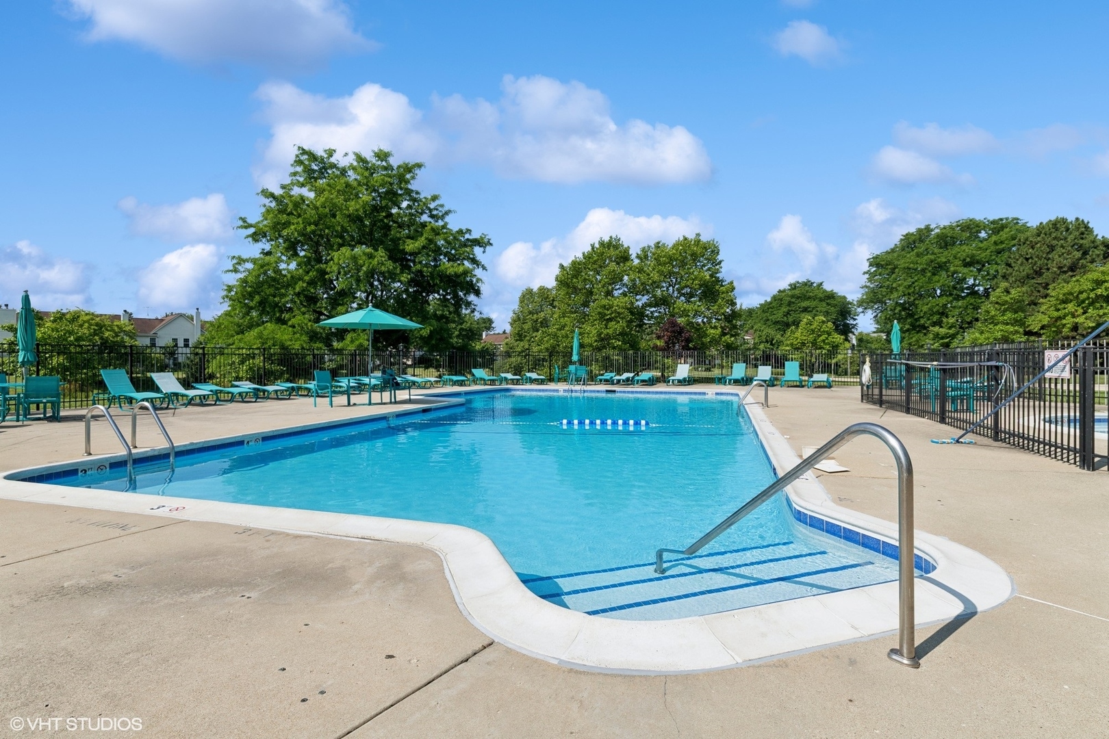 1222 WELLINGTON Court #1222, Buffalo Grove, IL 60089