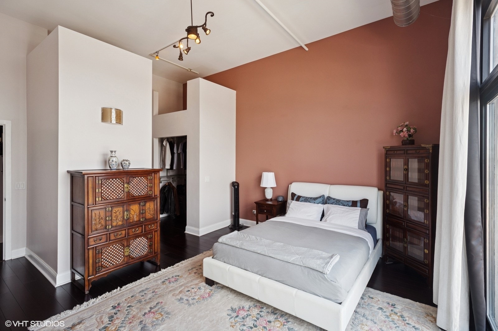 1524 S SANGAMON Street #802, Chicago, IL 60608