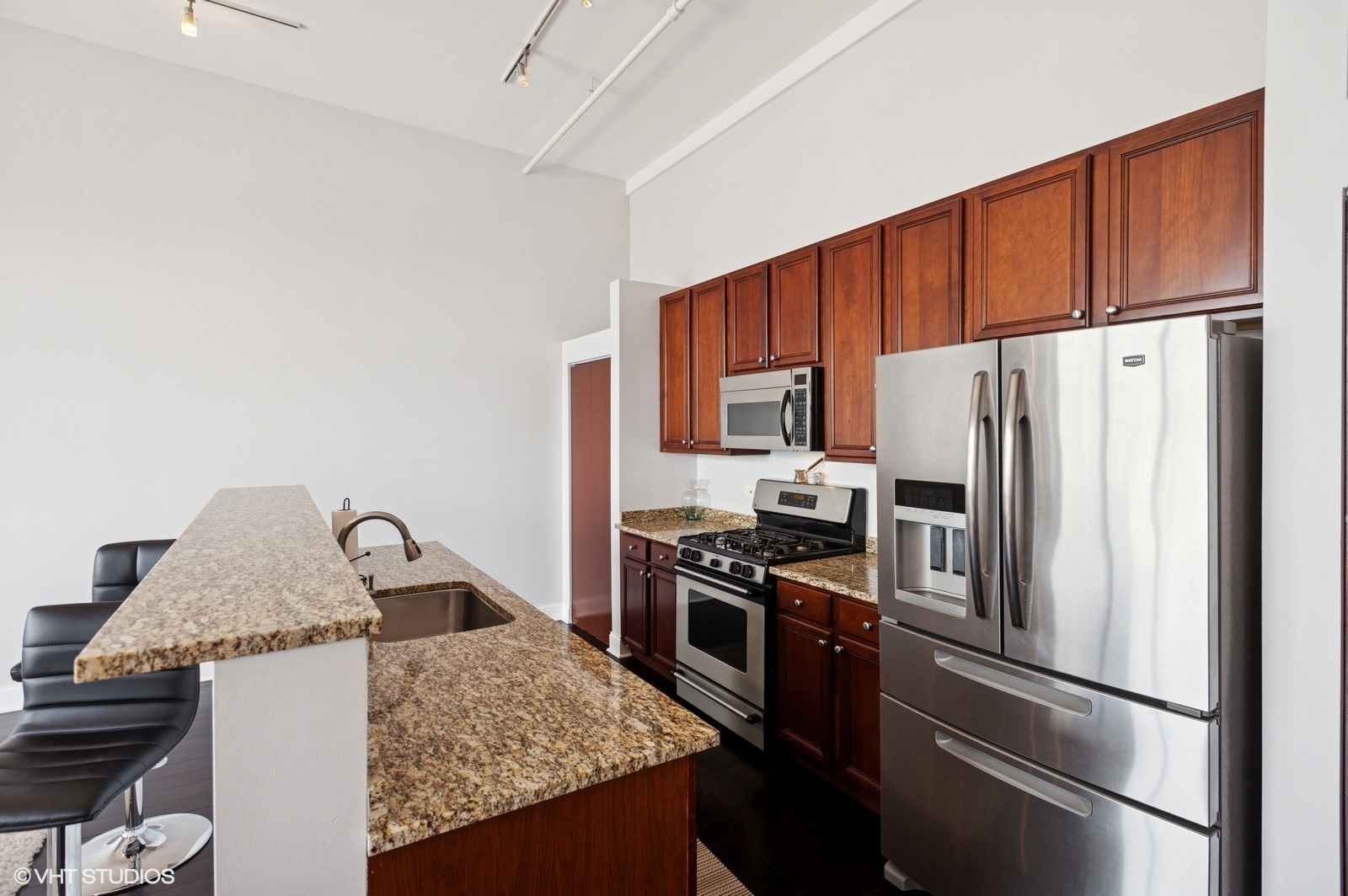 1524 S SANGAMON Street #802, Chicago, IL 60608