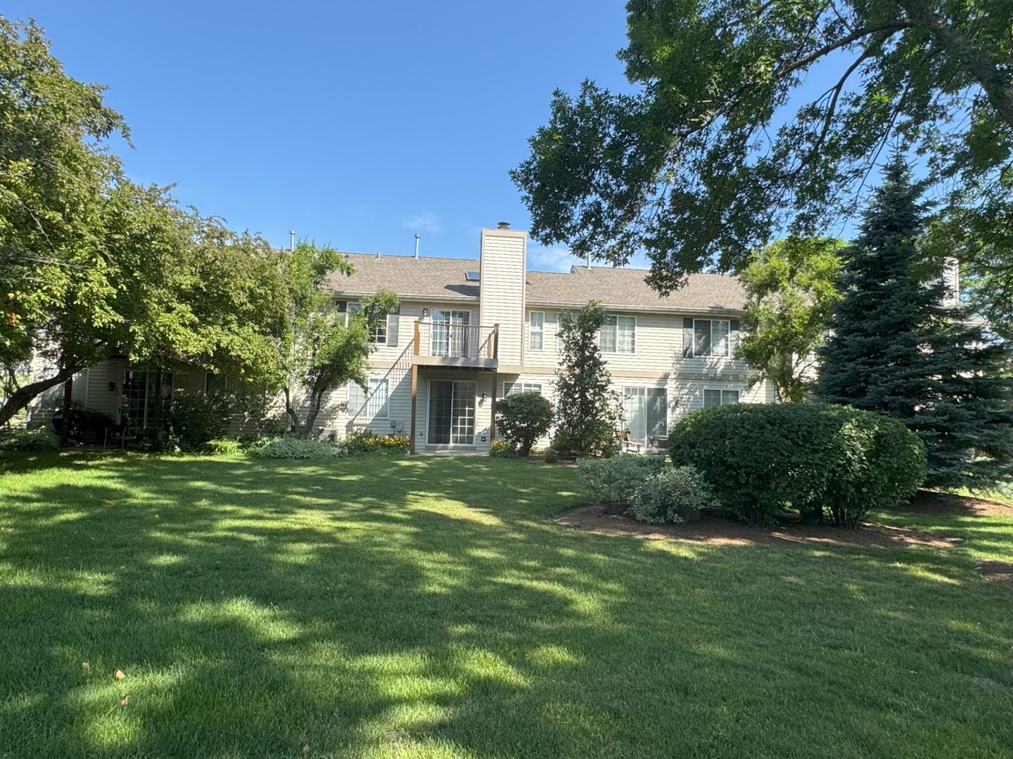 2445 Palazzo Drive, Buffalo Grove, IL 60089