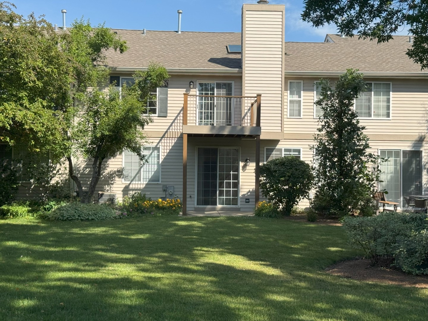 2445 Palazzo Drive, Buffalo Grove, IL 60089