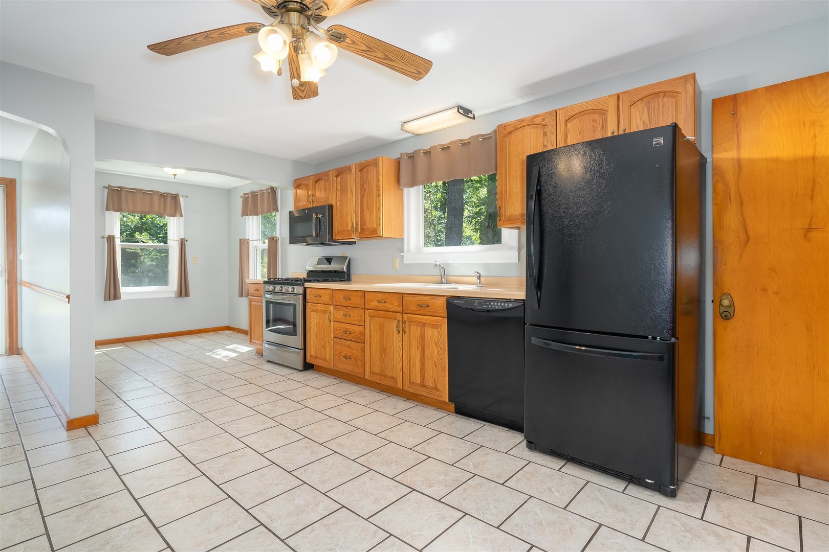 19097 N 1330 East Road, Pontiac, IL 61764