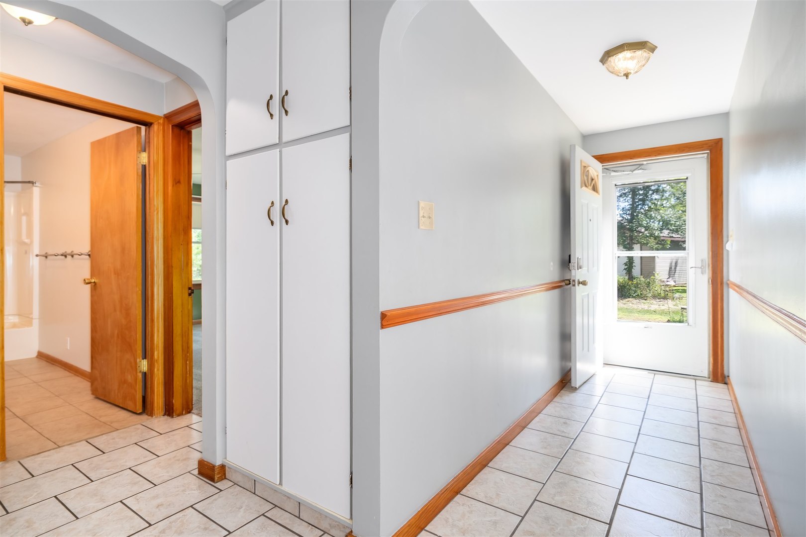 19097 N 1330 East Road, Pontiac, IL 61764