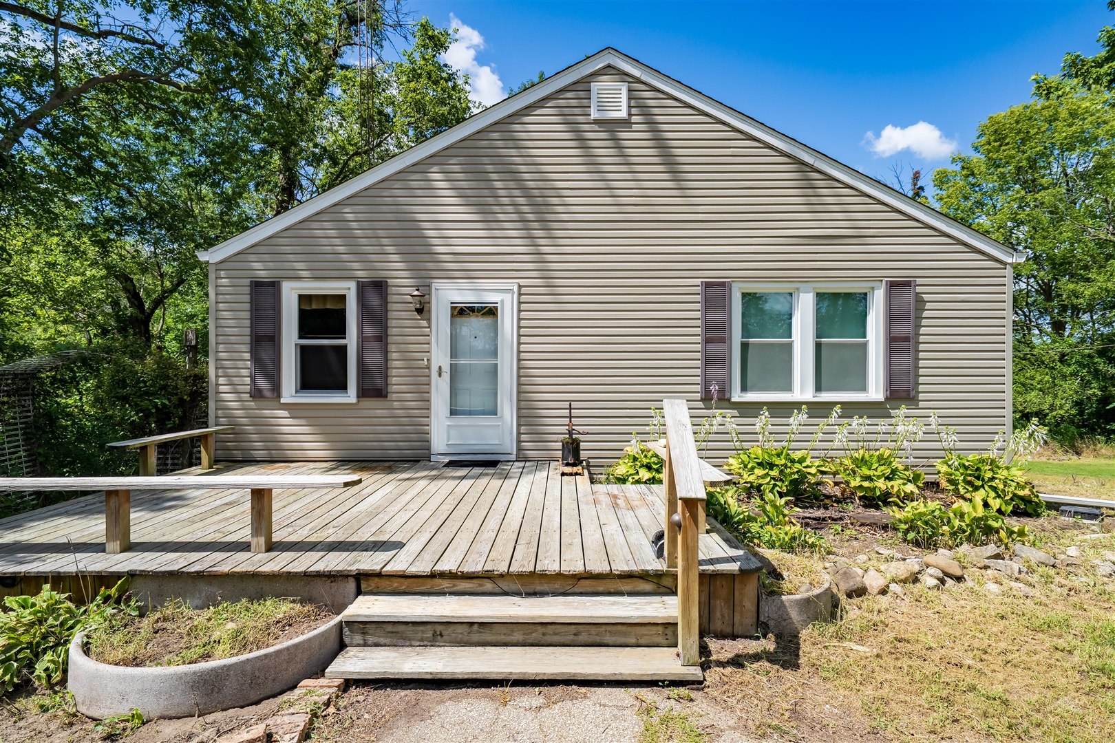 19097 N 1330 East Road, Pontiac, IL 61764