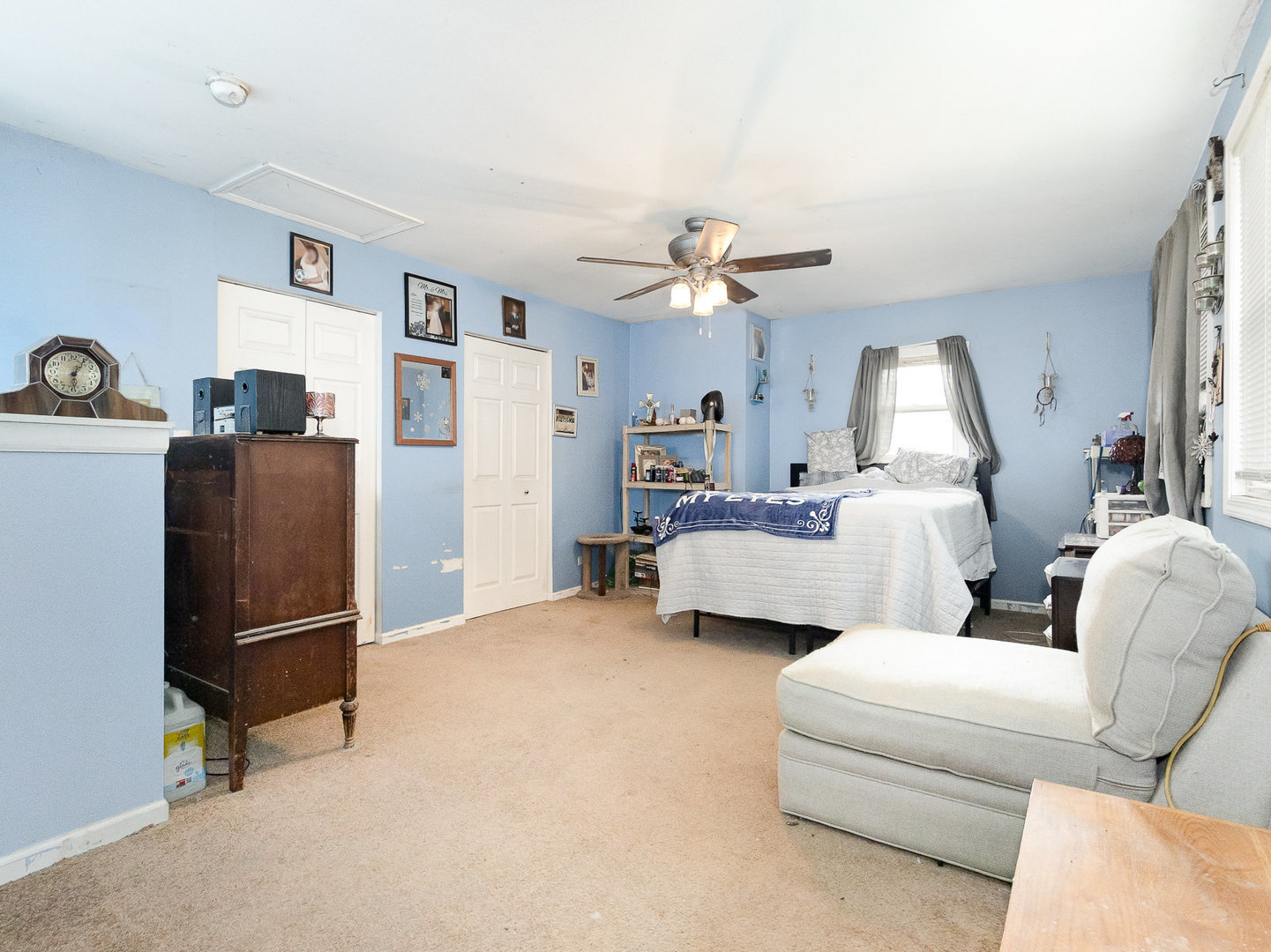 325 Greencrest Drive, Bolingbrook, IL 60440