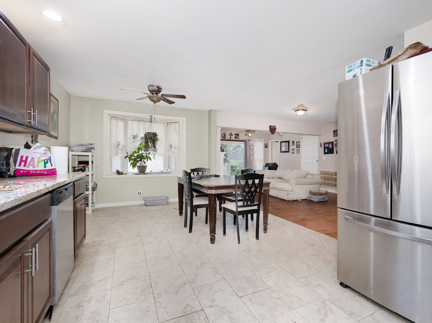 325 Greencrest Drive, Bolingbrook, IL 60440