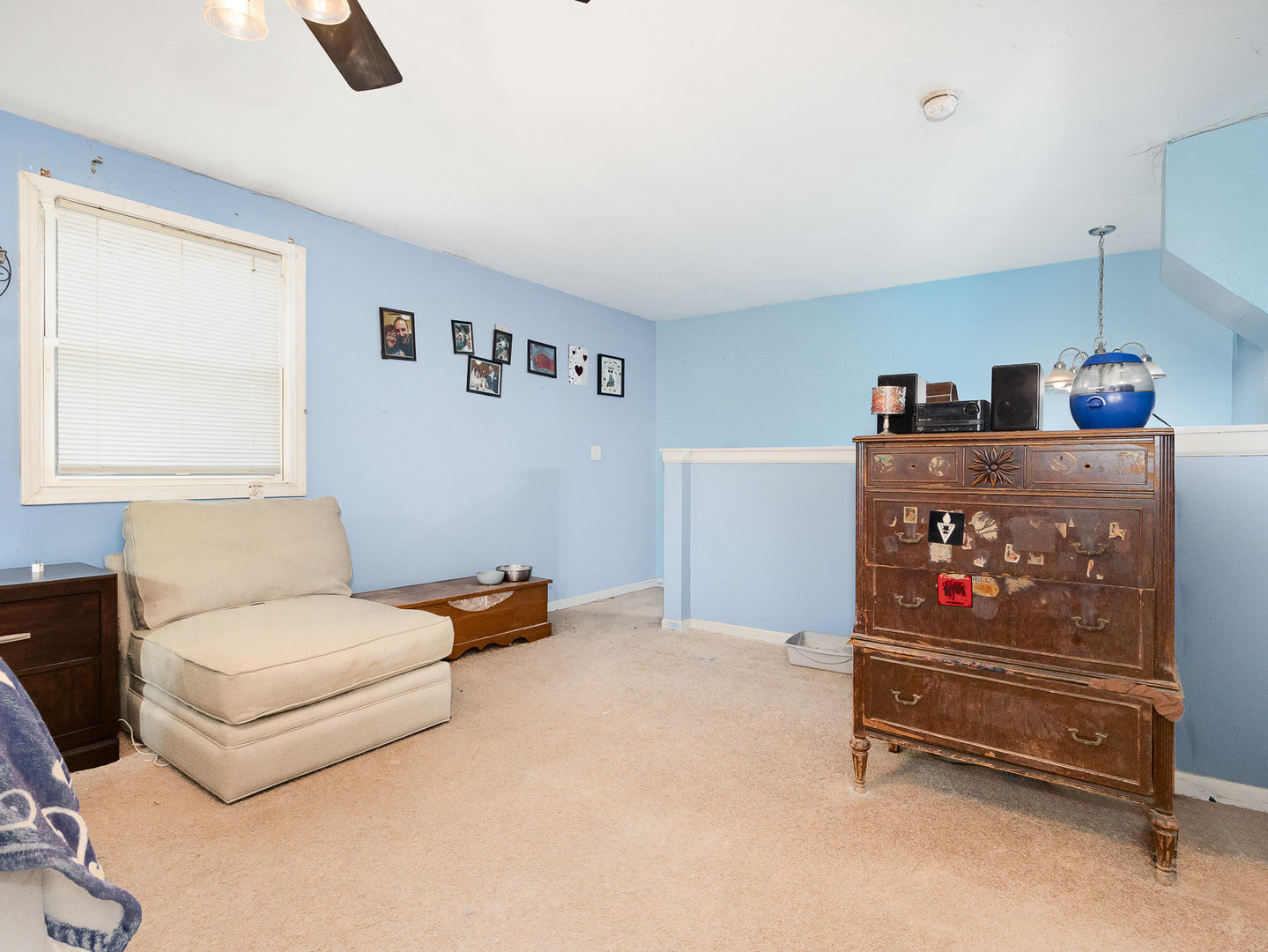 325 Greencrest Drive, Bolingbrook, IL 60440