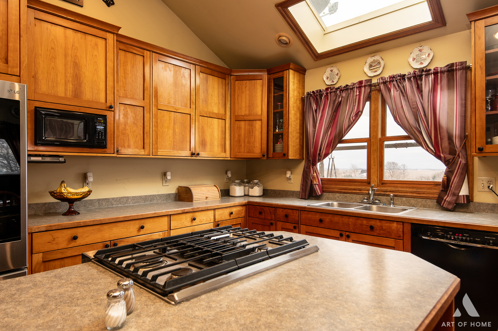 17207 chase Road, DeKalb, IL 60115