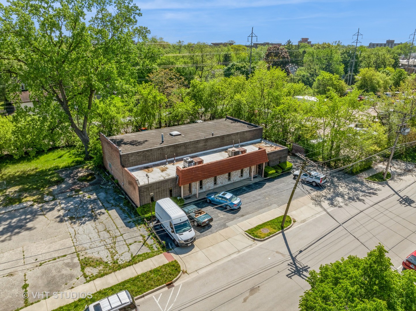 727 1st Avenue, Des Plaines, IL 60016