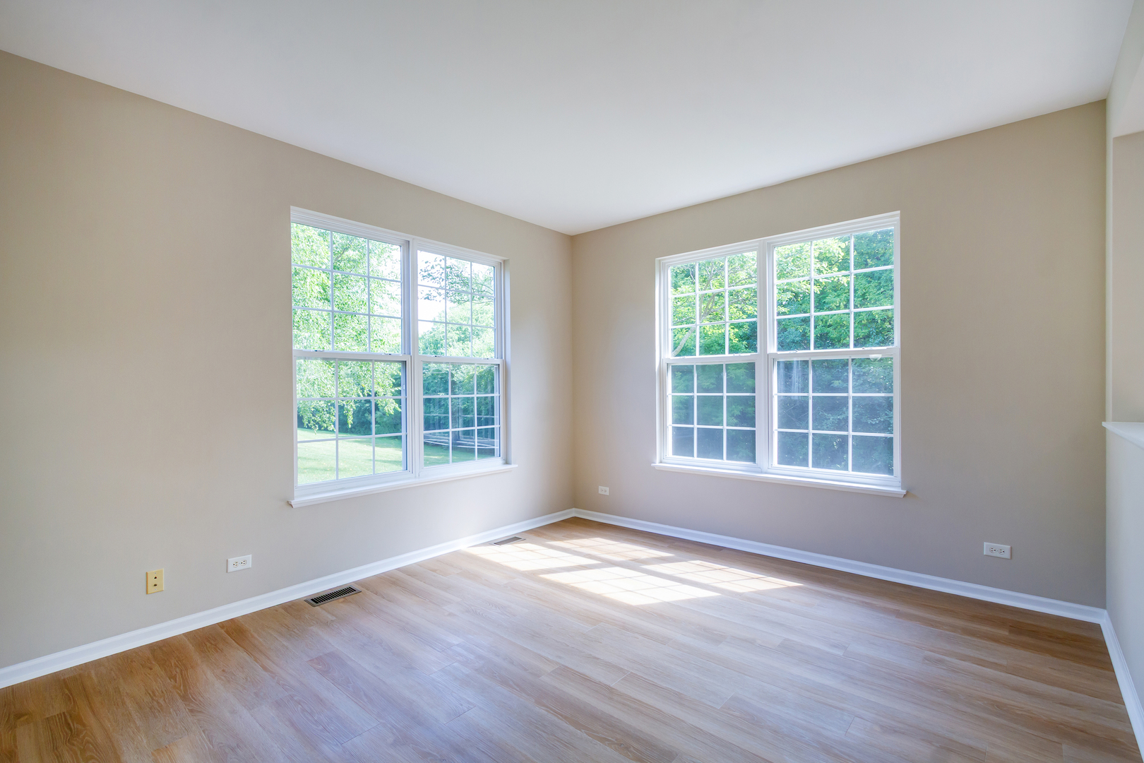 533 TELLURIDE Drive, Gilberts, IL 60136