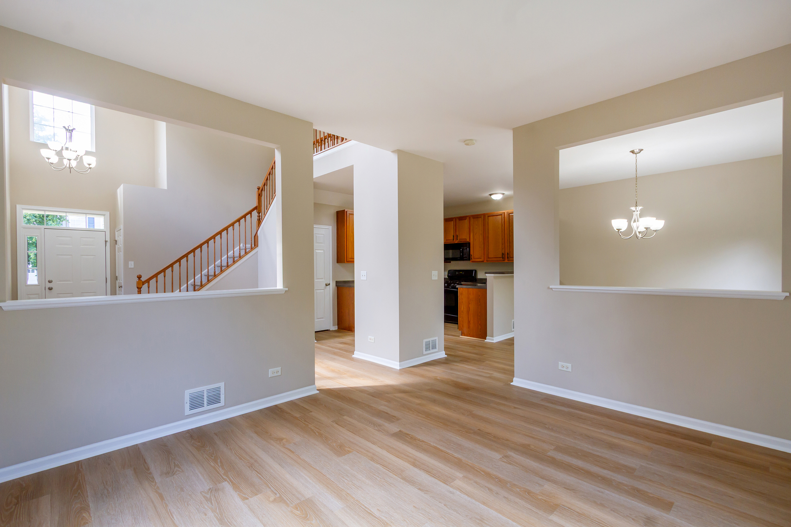 533 TELLURIDE Drive, Gilberts, IL 60136