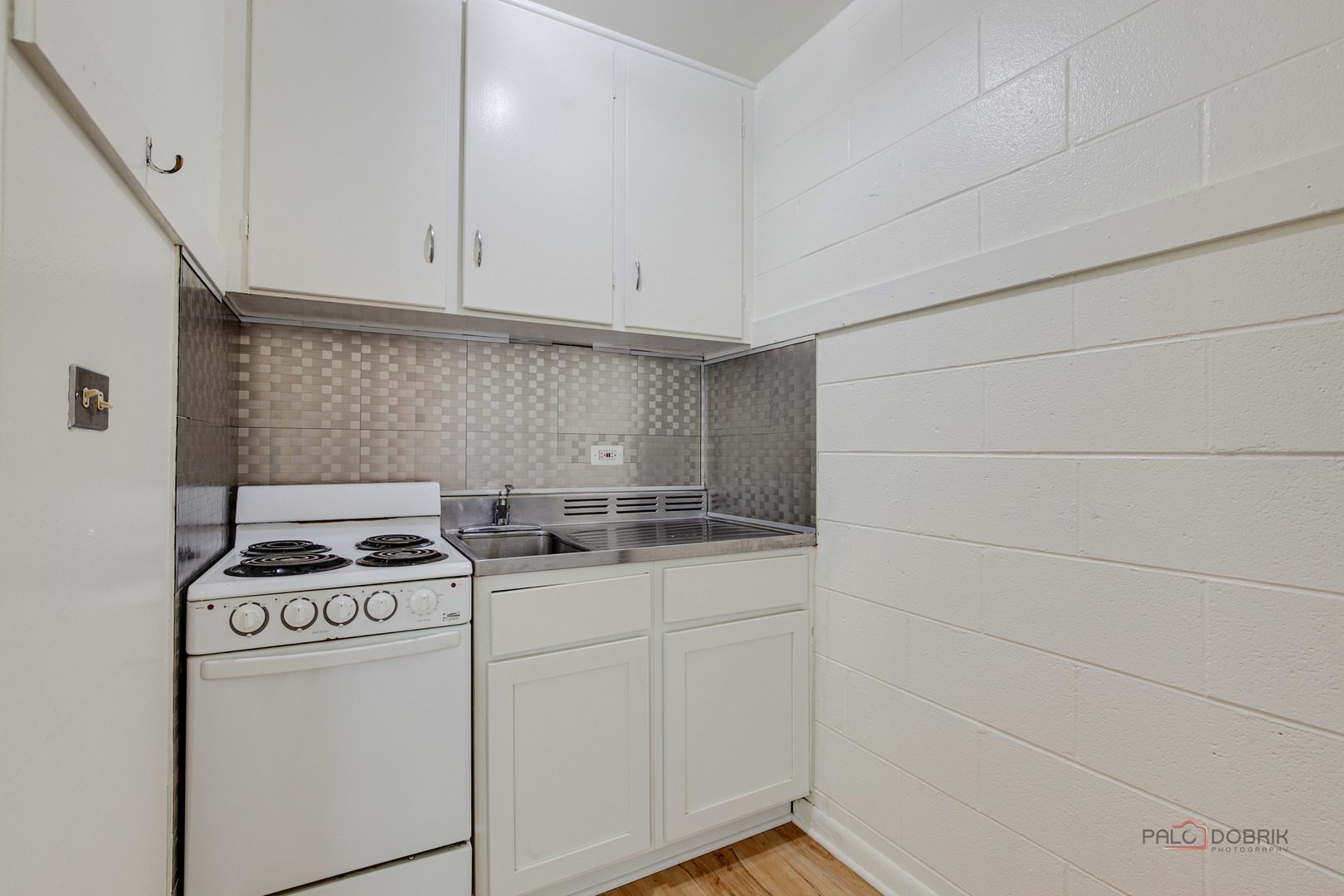 120 Broadway Street #120, Libertyville, IL 60048