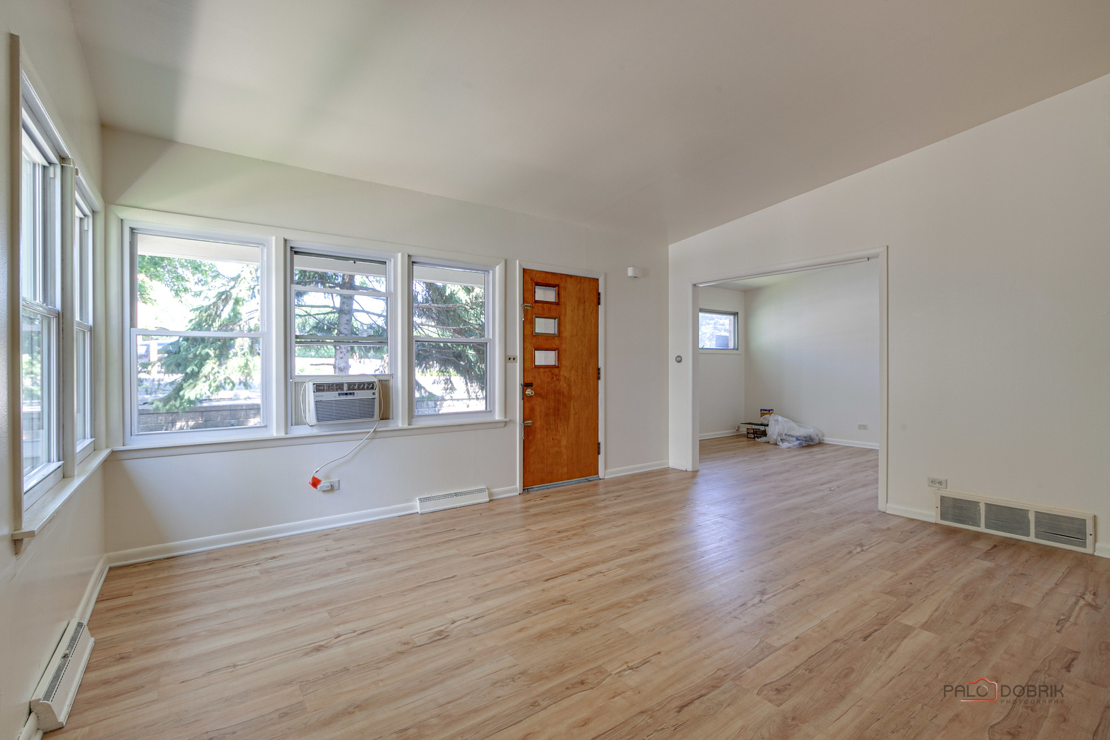 120 Broadway Street #120, Libertyville, IL 60048