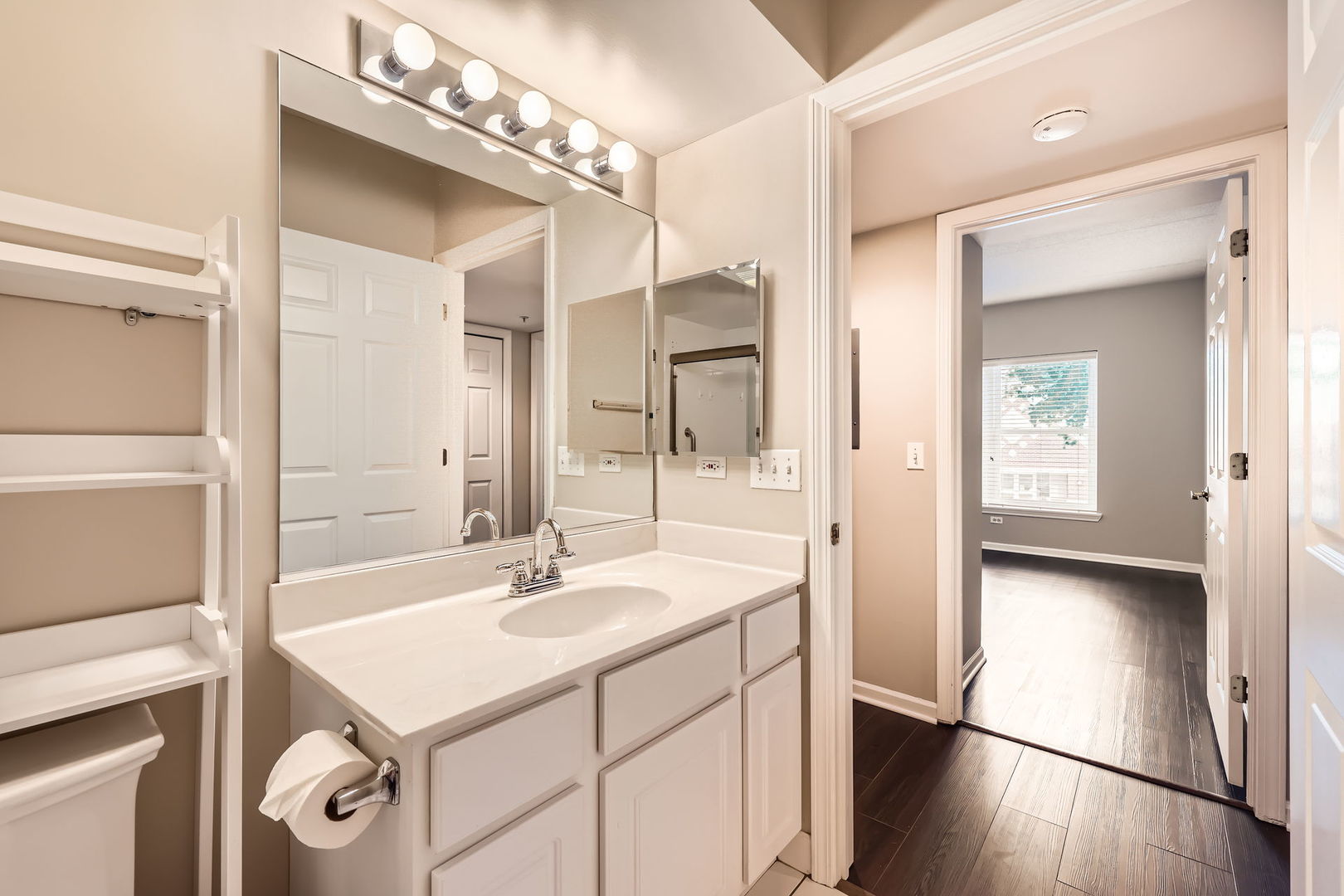 104 N Plum Grove Road #203, Palatine, IL 60067