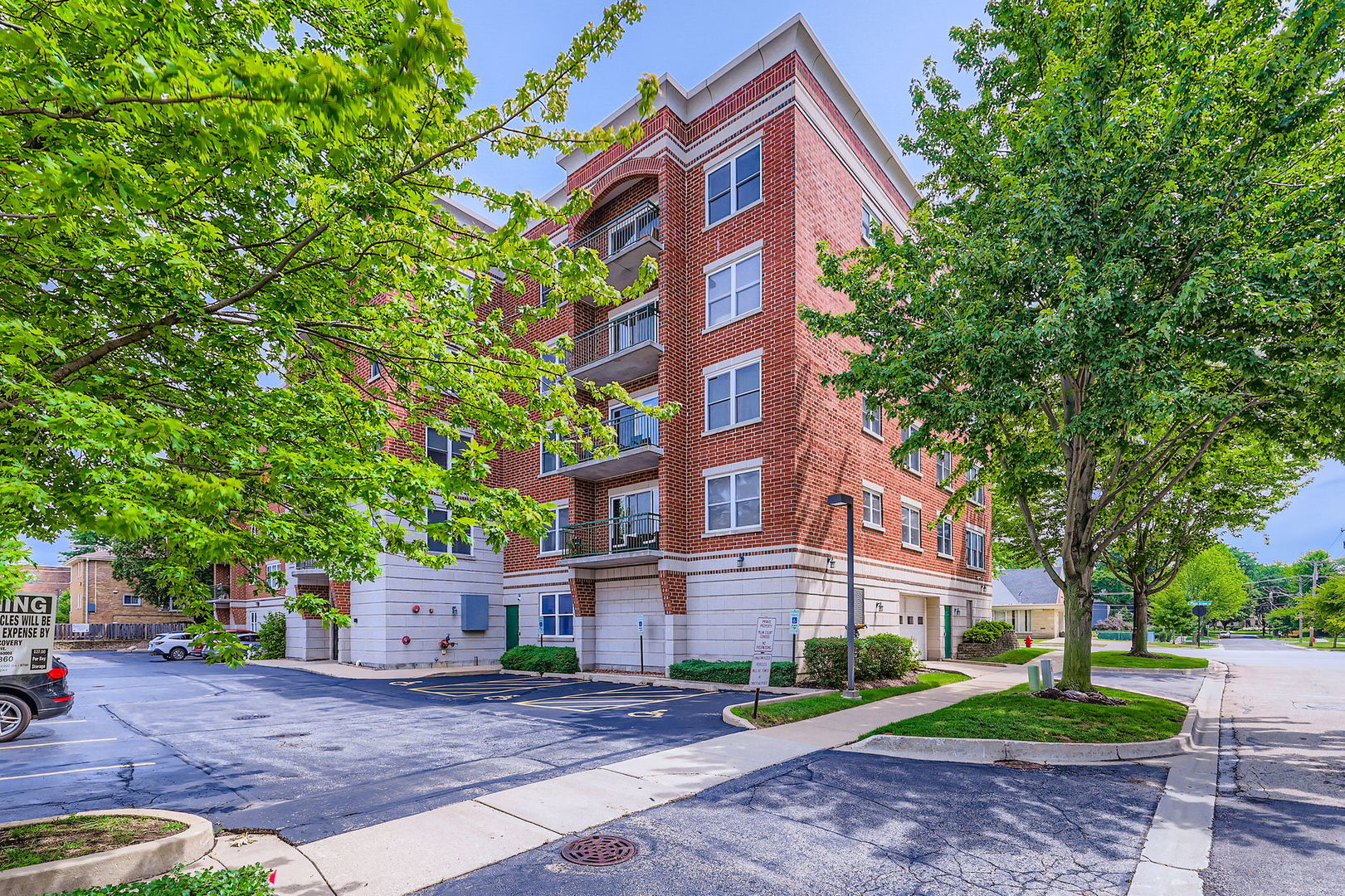 104 N Plum Grove Road #203, Palatine, IL 60067
